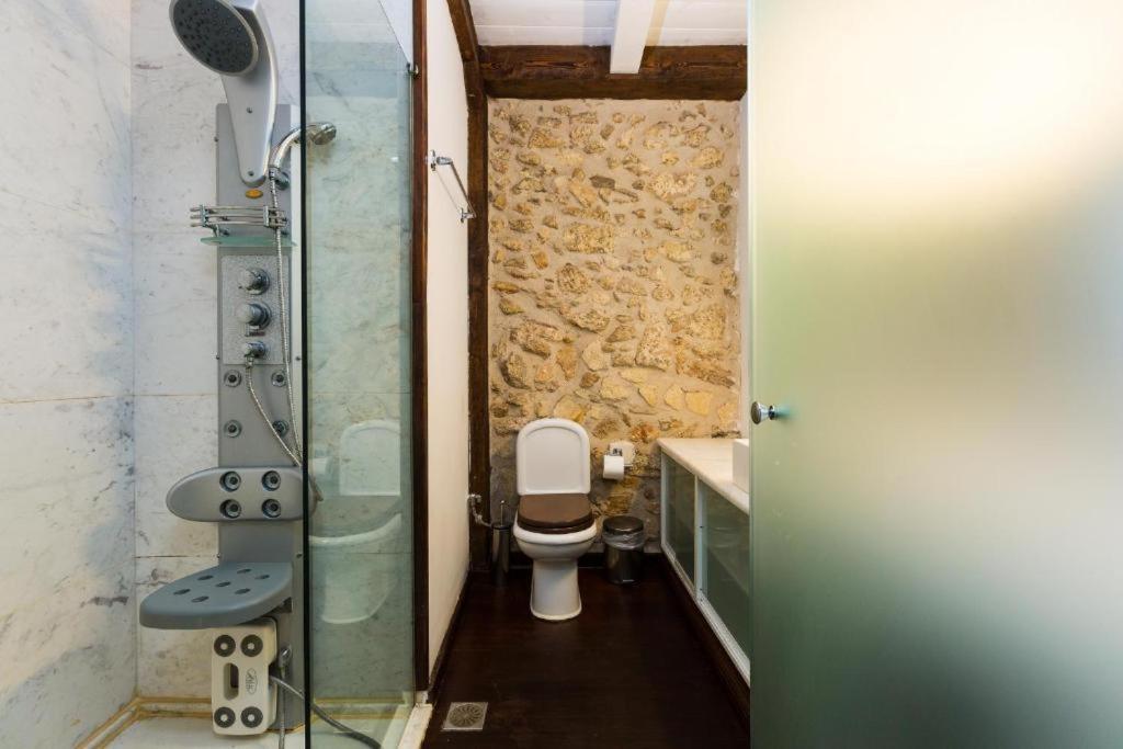 Volakas Beachfront Suites Rethymno Esterno foto