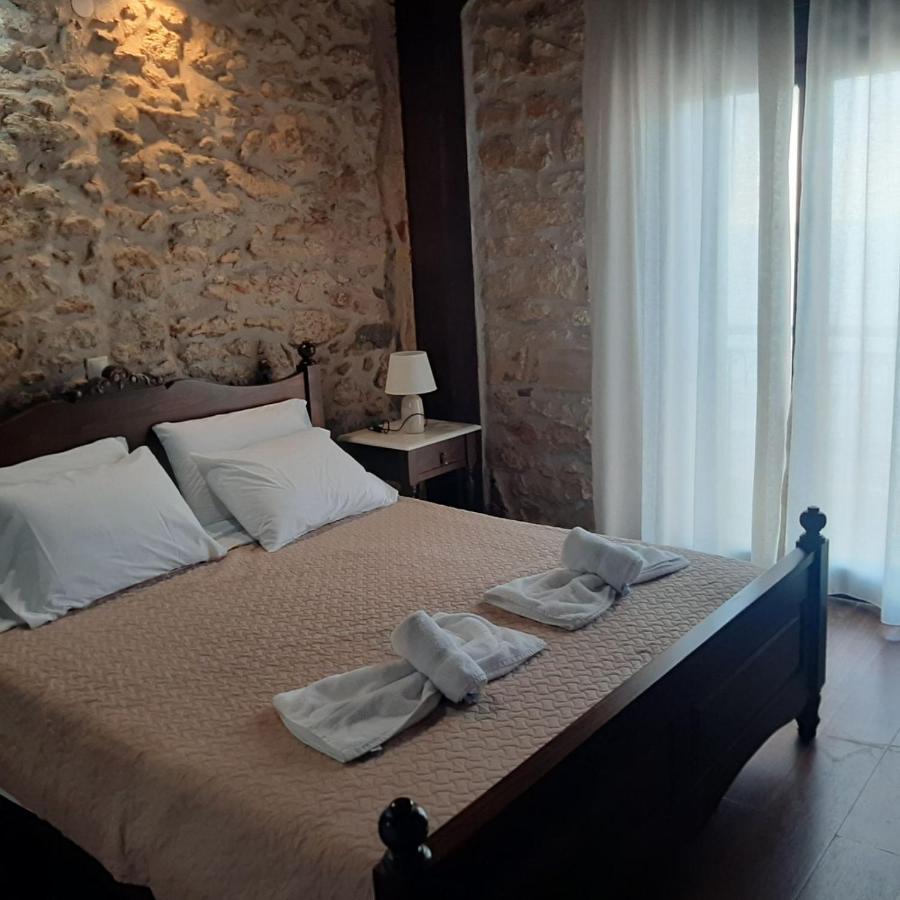 Volakas Beachfront Suites Rethymno Esterno foto