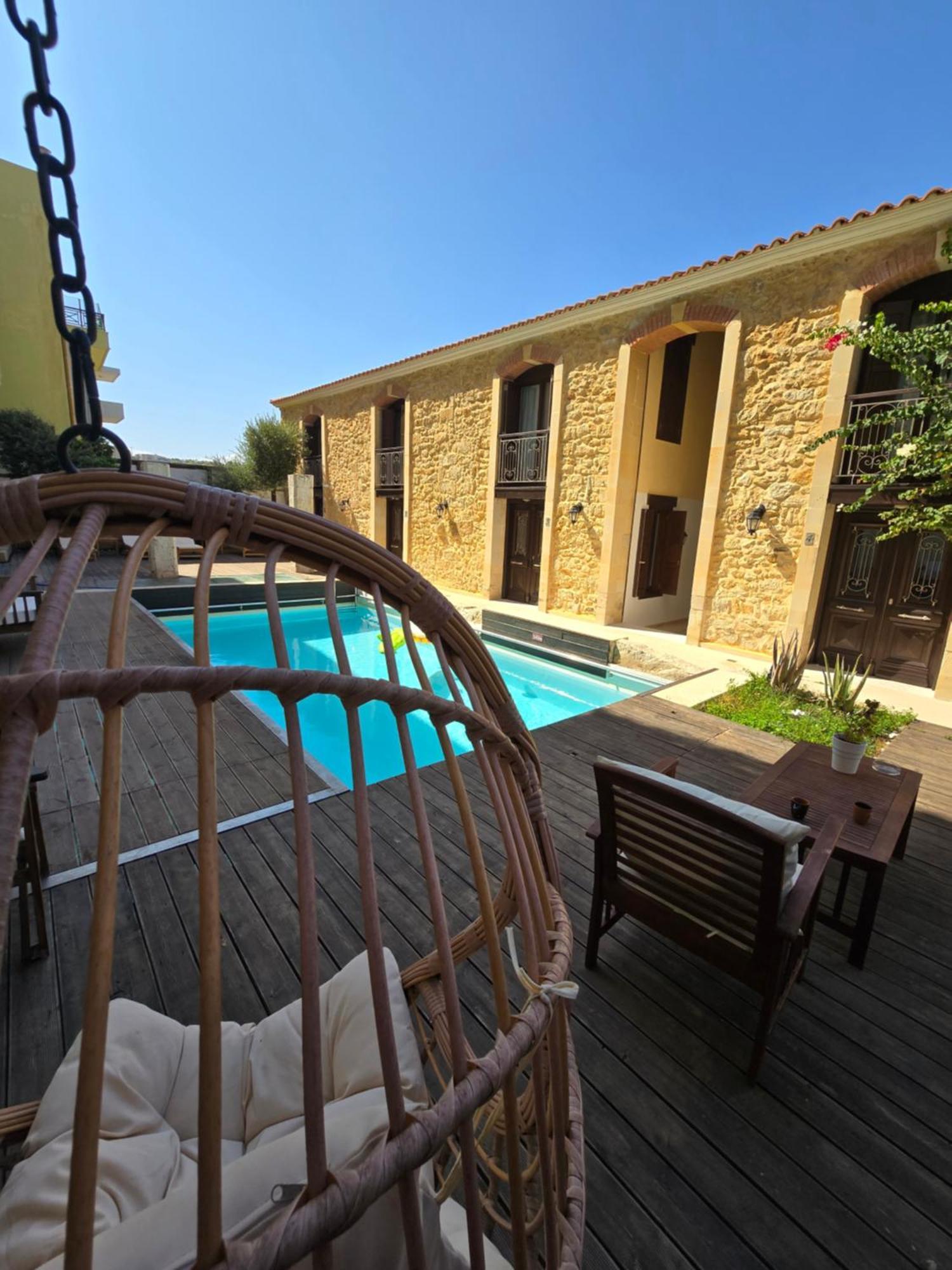 Volakas Beachfront Suites Rethymno Esterno foto